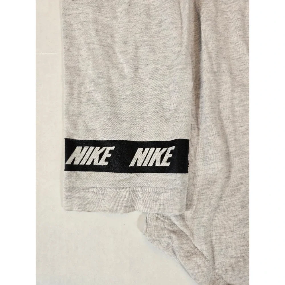 Nike The Nike Tee‎ Long Sleeve Shirt Mens Gray Heather Logo M-READ DESCRIPTION